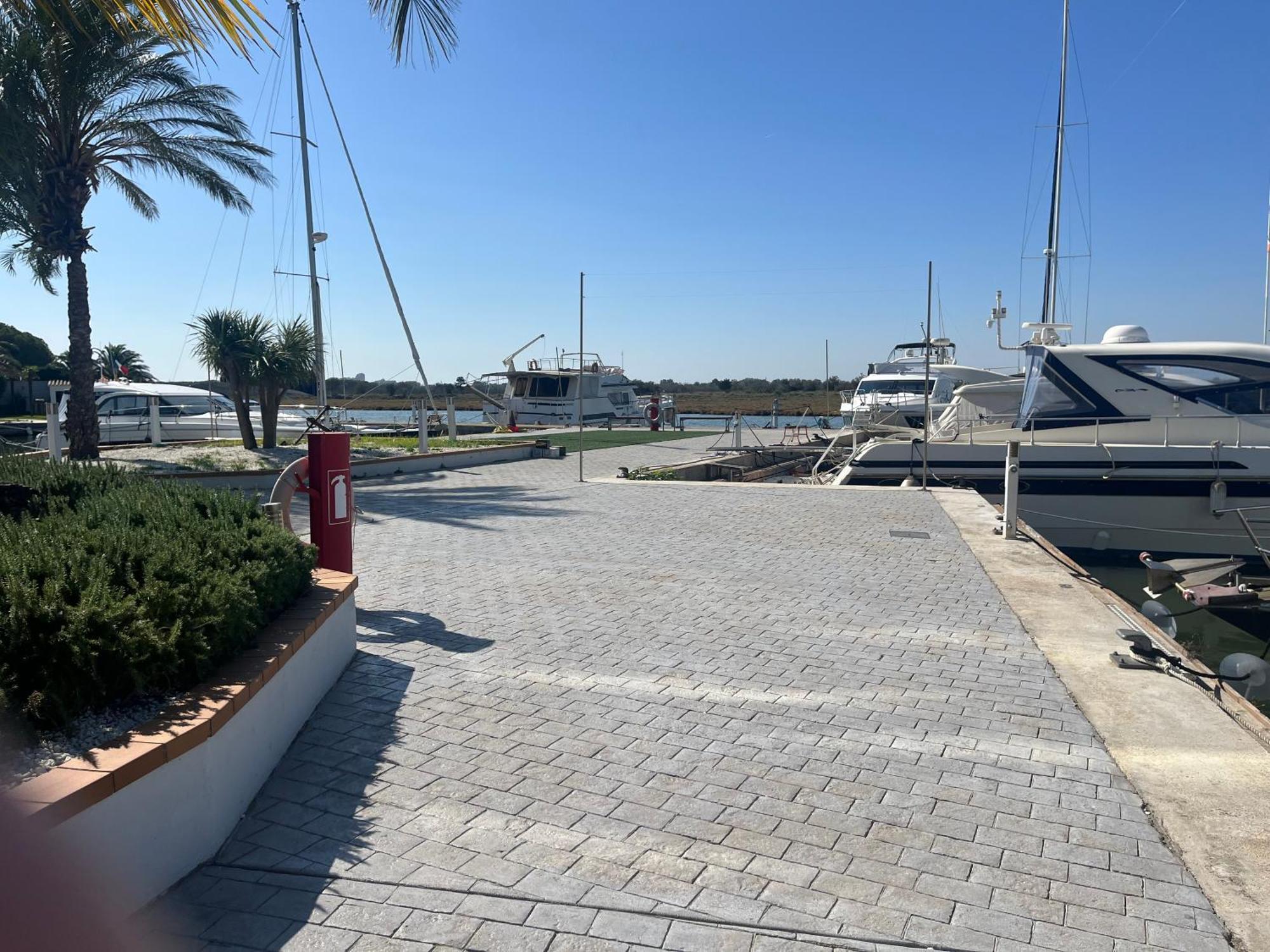 Ferienwohnung Atico En Port Gran Roses Exterior foto