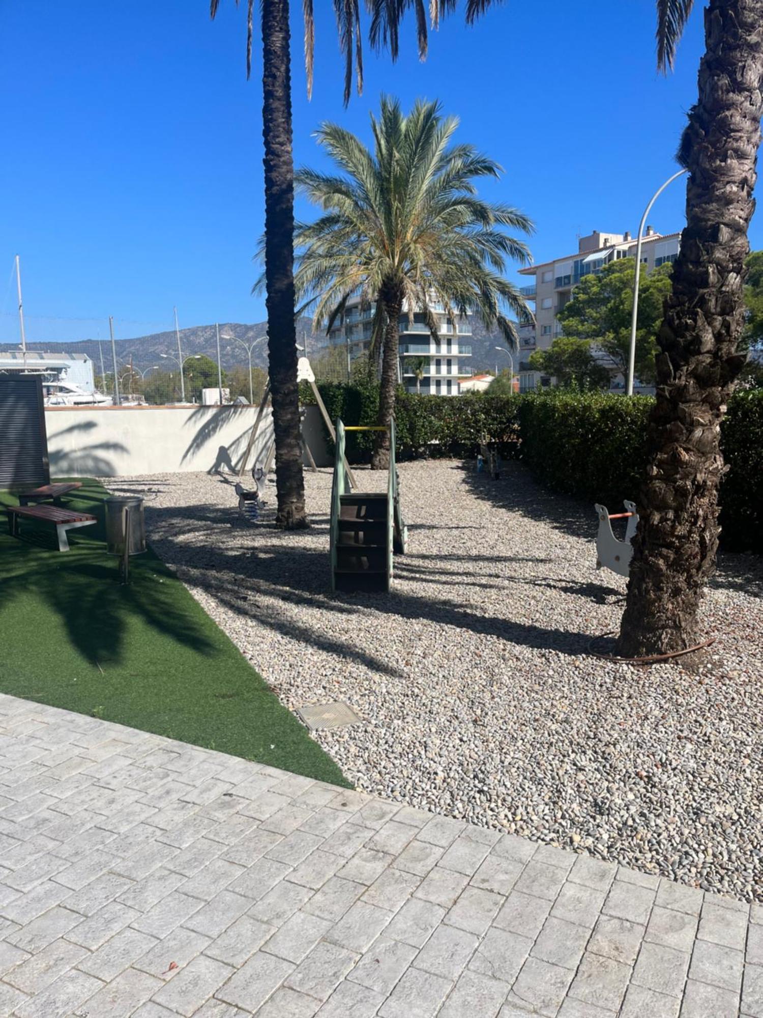 Ferienwohnung Atico En Port Gran Roses Exterior foto